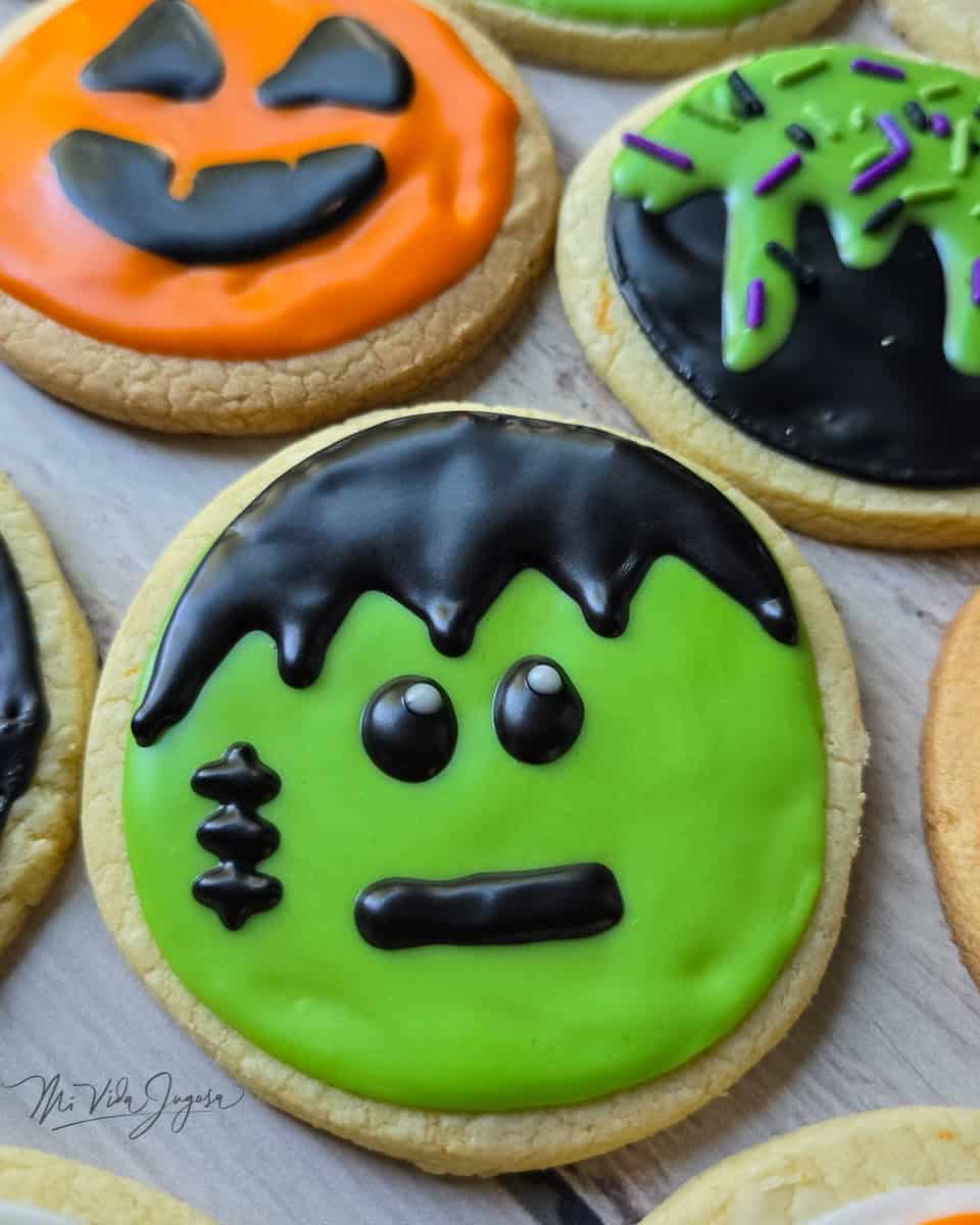 Galleta decorada con la forma de Frankenstein
